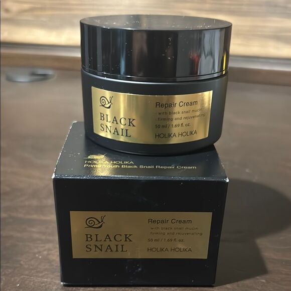 Holika Holika Black Snail Repair Cream 50ml Exp 10/2025 - Picture 1 of 4